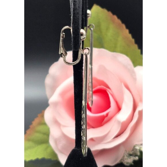 Silver Tone Dangle Drop Clip On Earrings 2" Filigree Teardrop MINT Condition - Picture 6 of 8